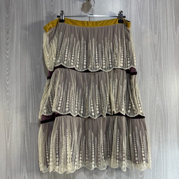 Odille Dresses & Skirts - Odille VTG Fern Tiered Lace Embroidered Skirt Women’s Size 10 Boho Gypsy Anthro